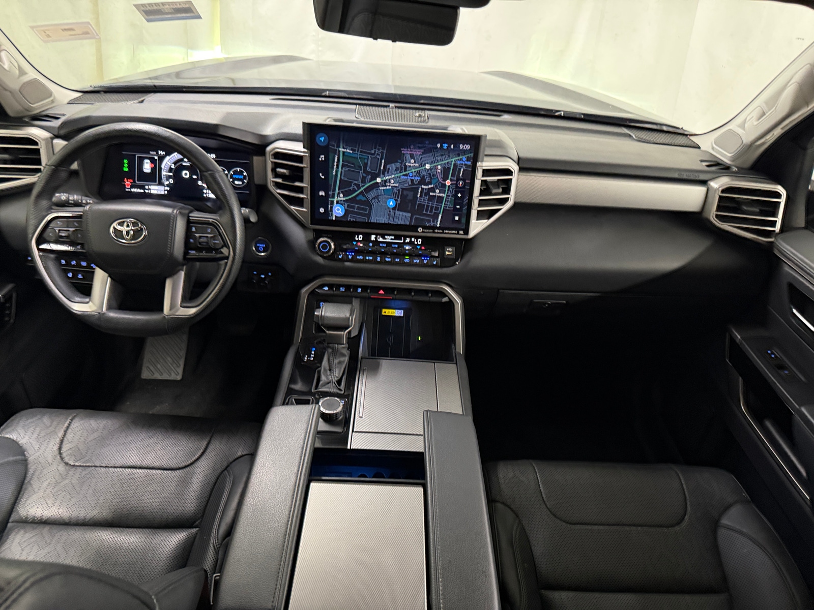 Thumbnail: 2023 Toyota Sequoia - 2