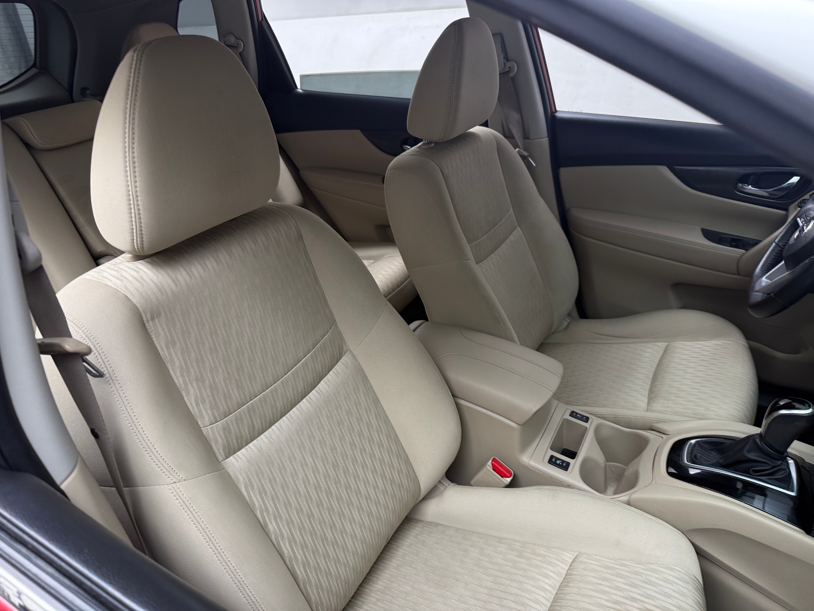 Thumbnail: 2017 Nissan Rogue - 2