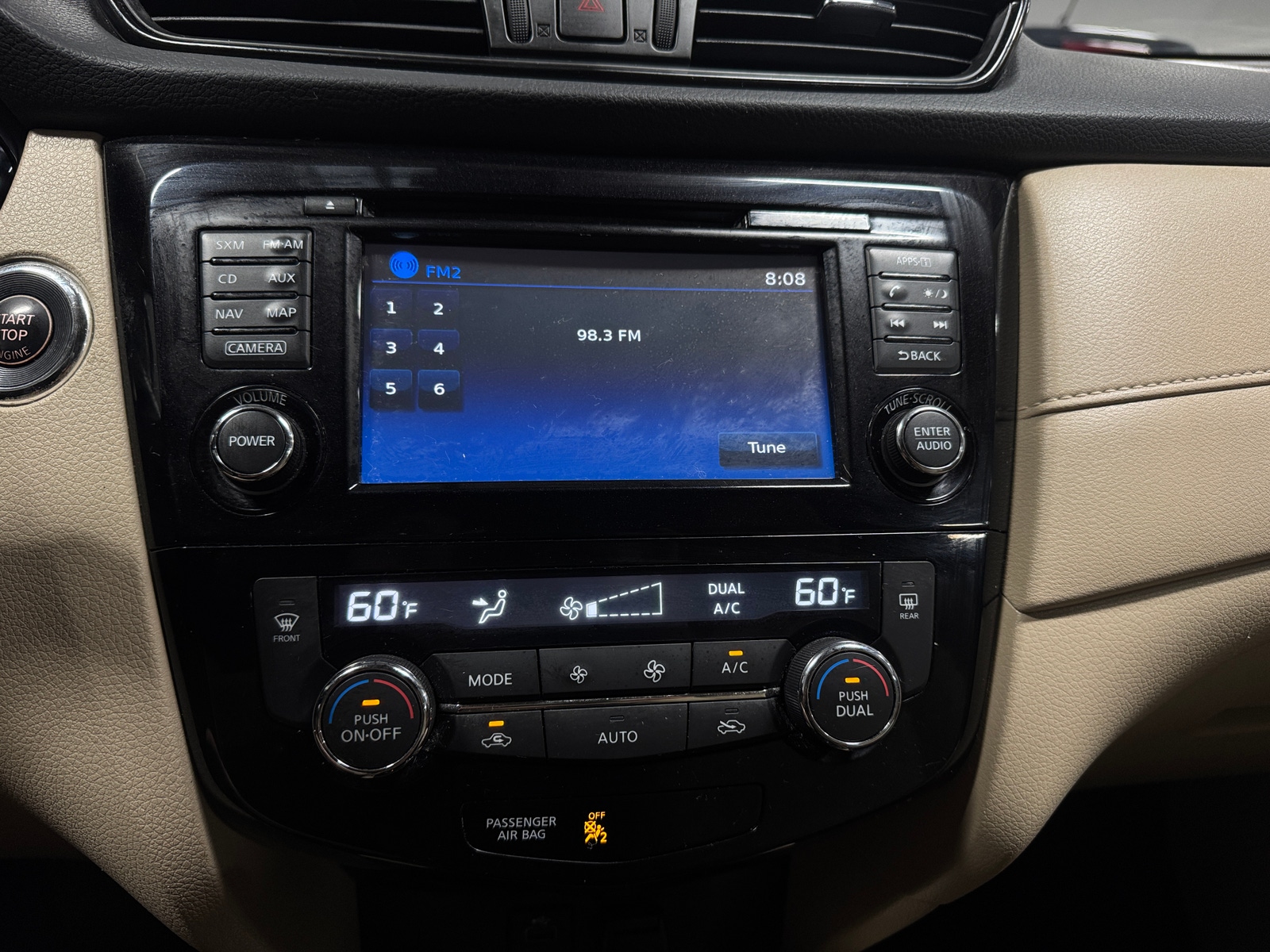 Thumbnail: 2017 Nissan Rogue - 4