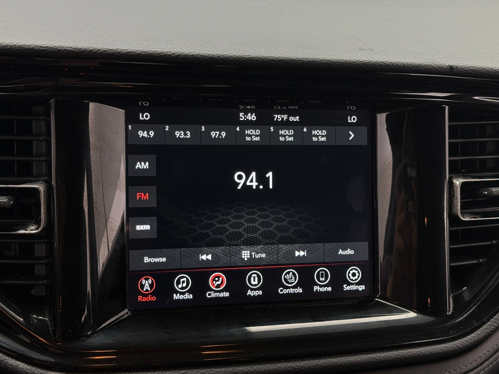 Thumbnail: 2022 Dodge Durango - 3