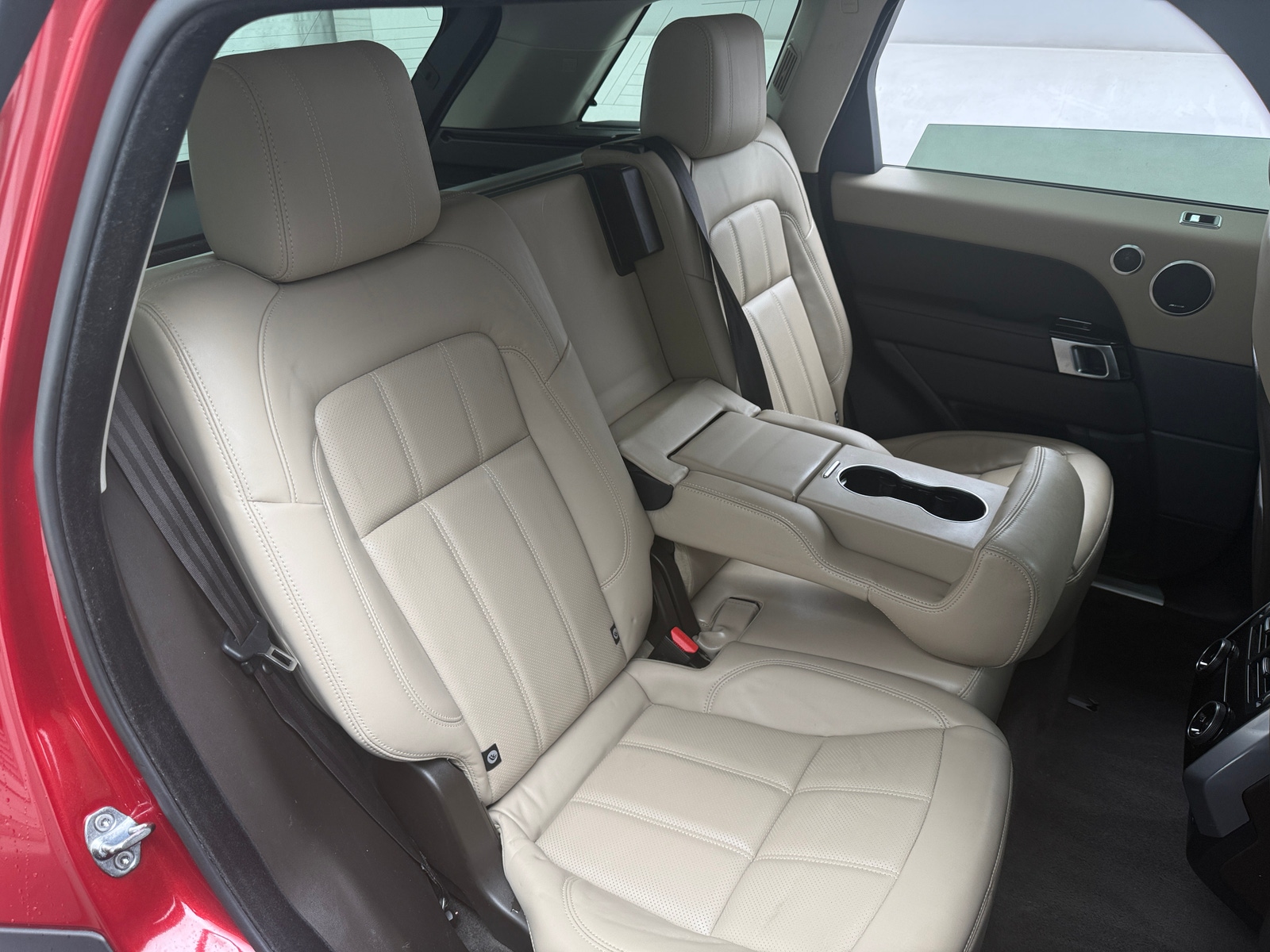 Thumbnail: 2022 Land Rover Range Rover Sport - 5