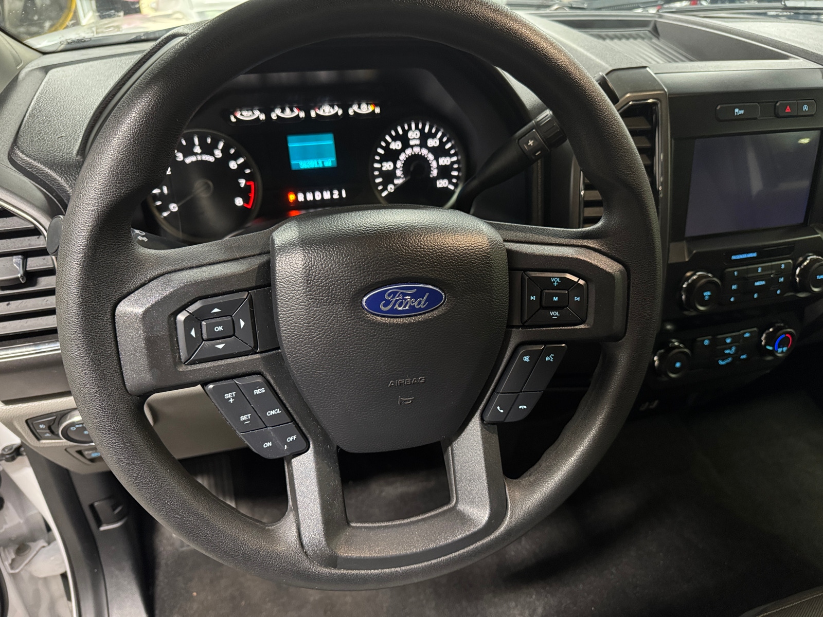 Thumbnail: 2020 Ford Econoline - 5