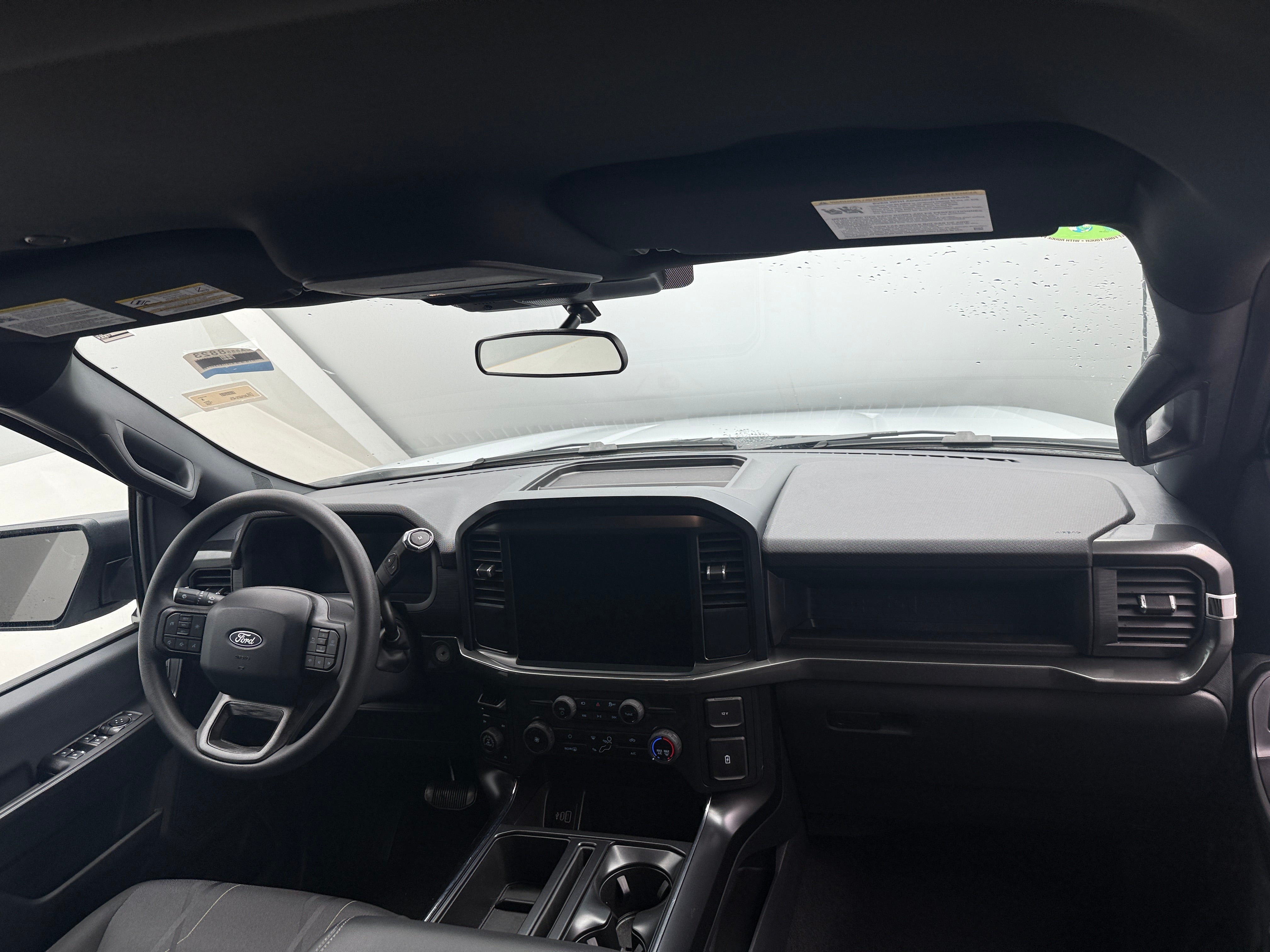 2025 Ford F-150 STX - Photo 4