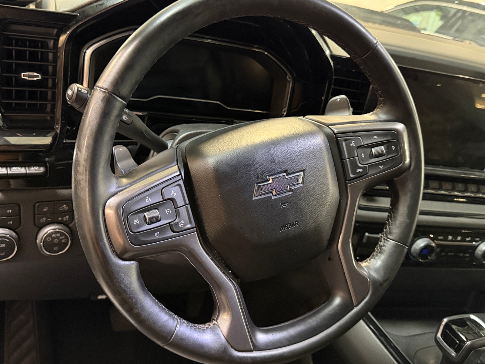 Thumbnail: 2023 Chevrolet Silverado 1500 - 4