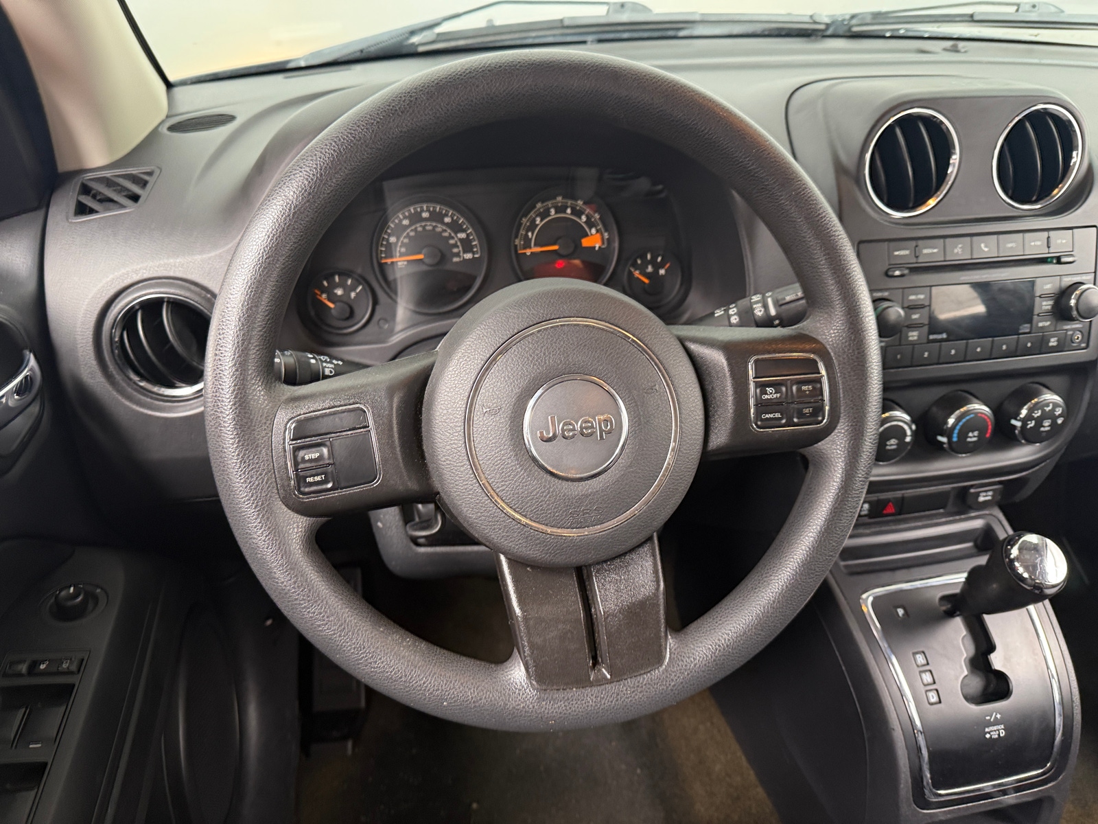 Thumbnail: 2016 Jeep Compass - 5