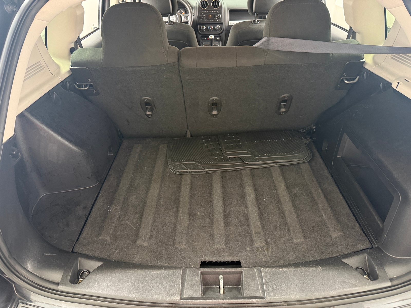 Thumbnail: 2016 Jeep Compass - 7