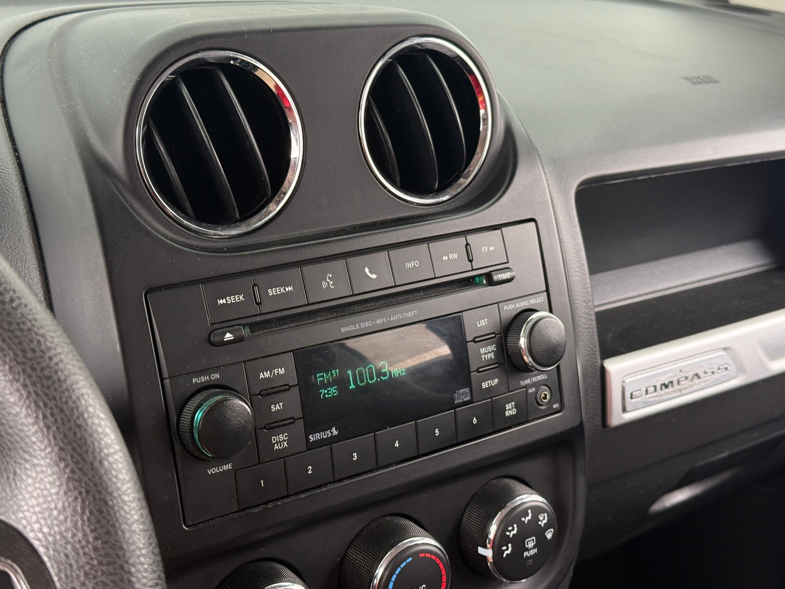 Thumbnail: 2016 Jeep Compass - 4