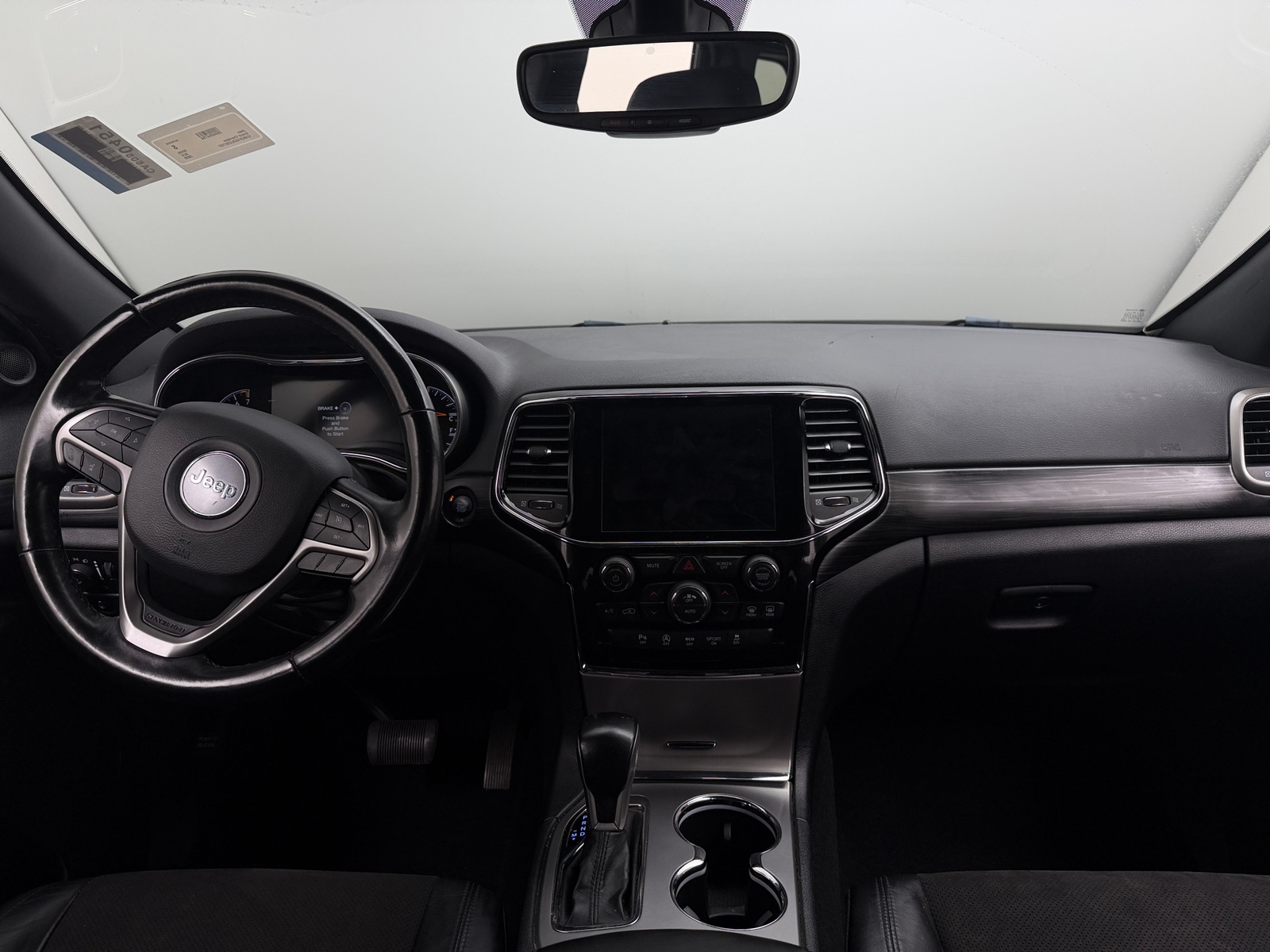 Thumbnail: 2020 Jeep Grand Cherokee - 3