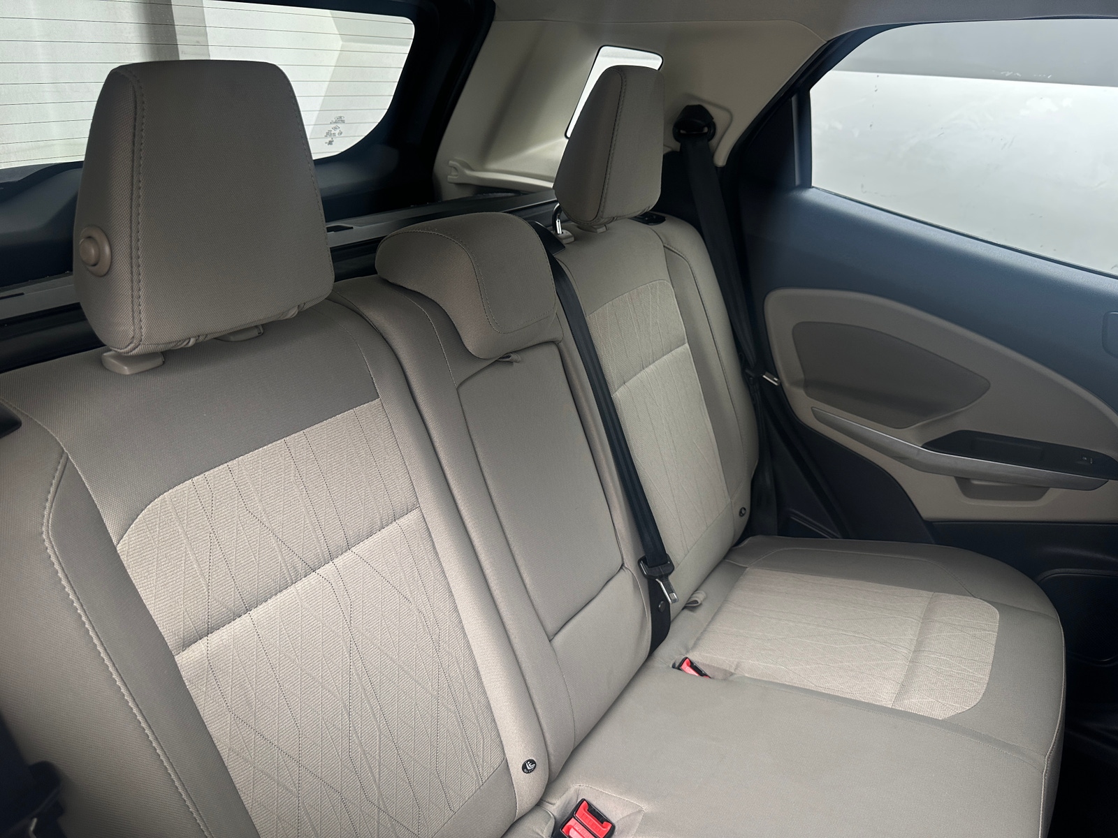 Thumbnail: 2018 Ford EcoSport - 6