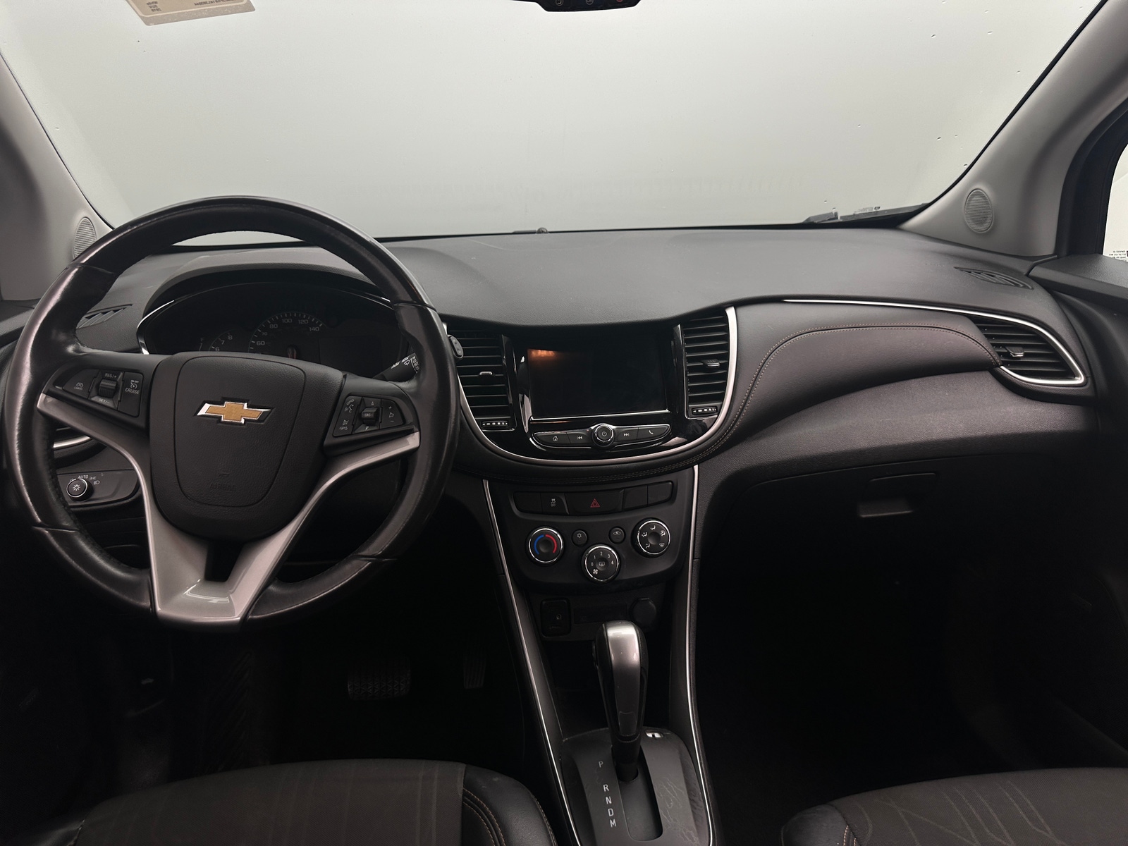 Thumbnail: 2019 Chevrolet Trax - 3