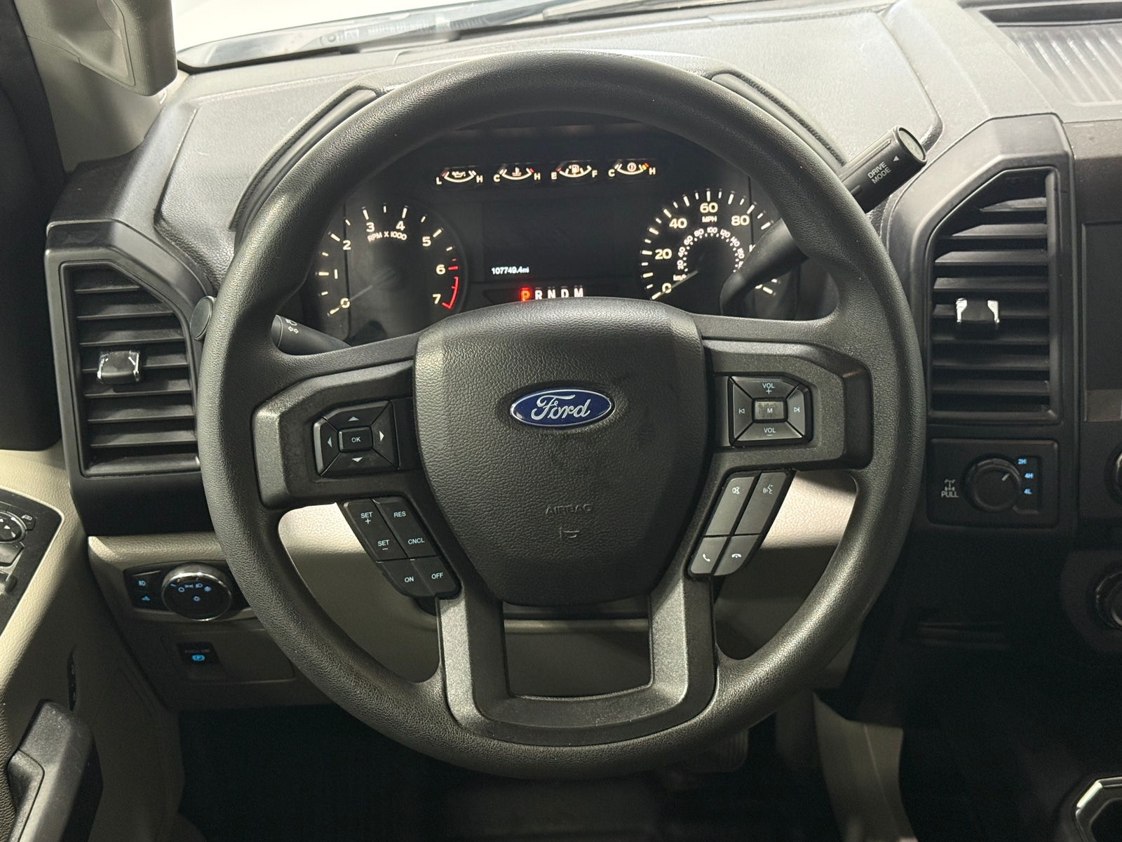 Thumbnail: 2018 Ford Econoline - 5