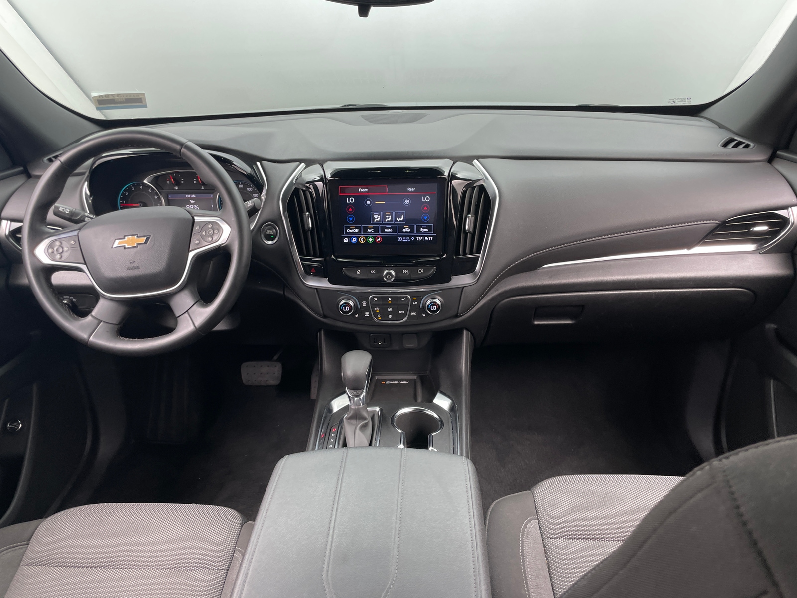 Thumbnail: 2023 Chevrolet Traverse - 3