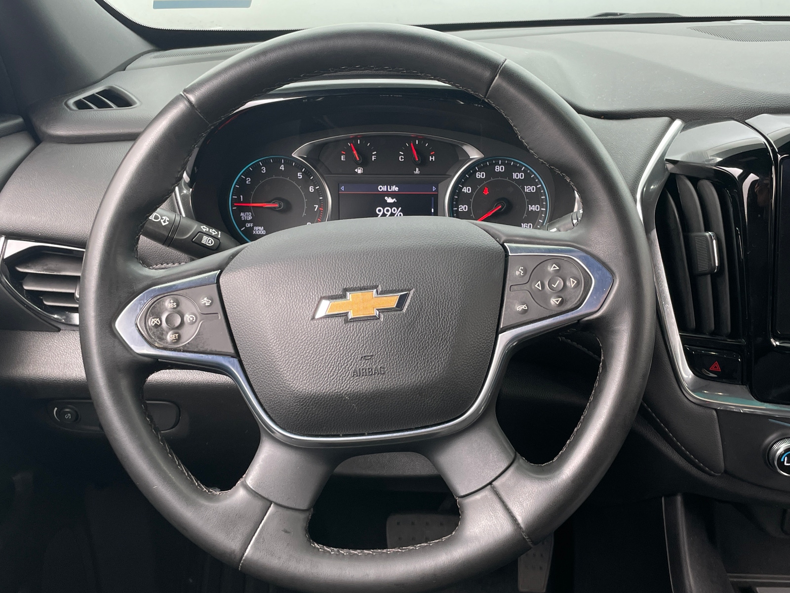 Thumbnail: 2023 Chevrolet Traverse - 5
