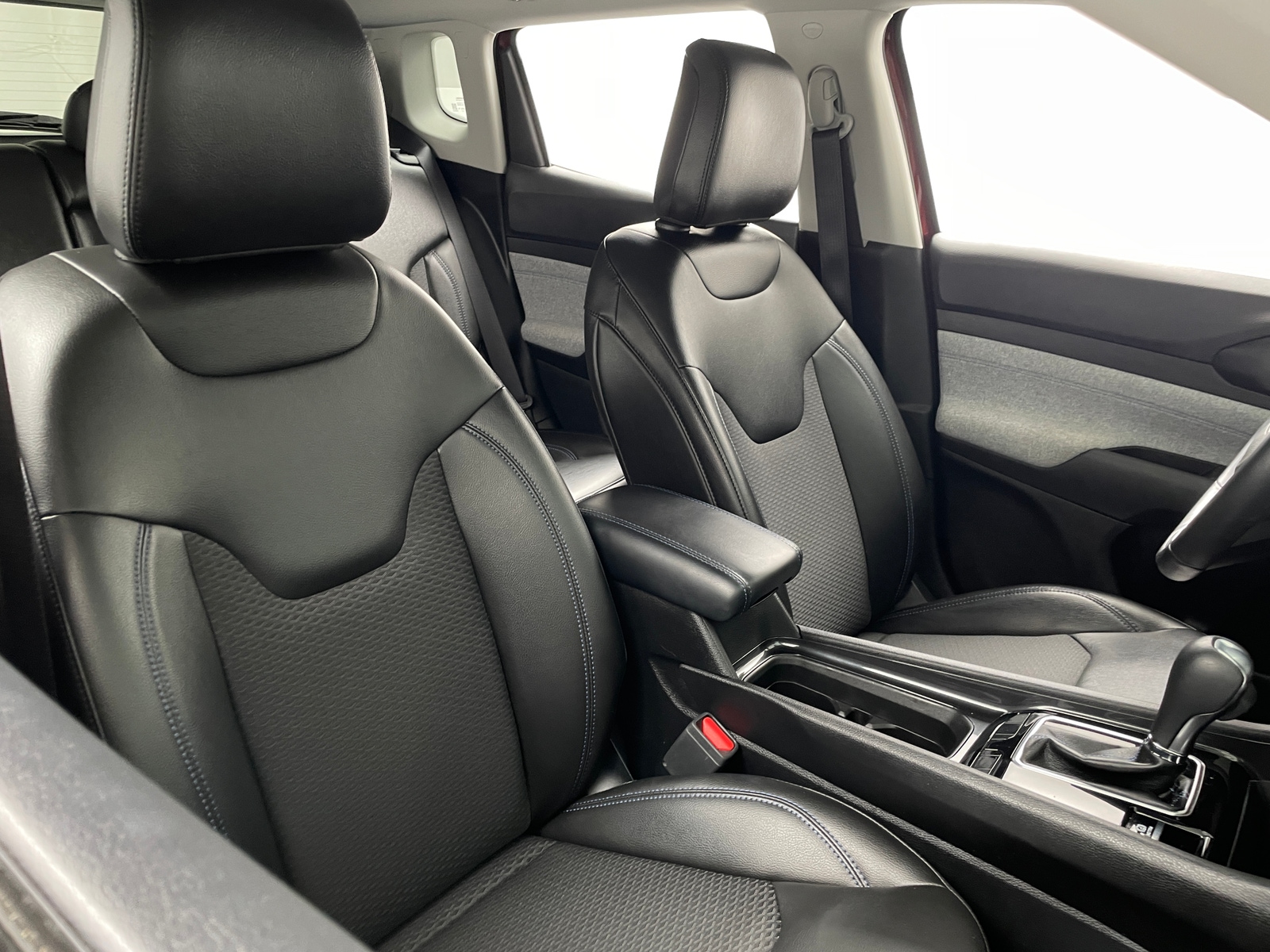 Thumbnail: 2022 Jeep Compass - 2