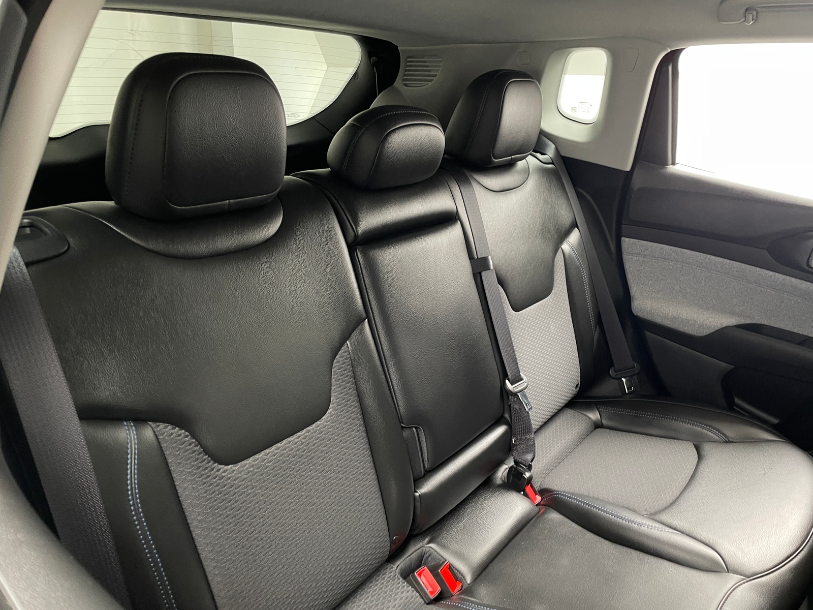 Thumbnail: 2022 Jeep Compass - 6