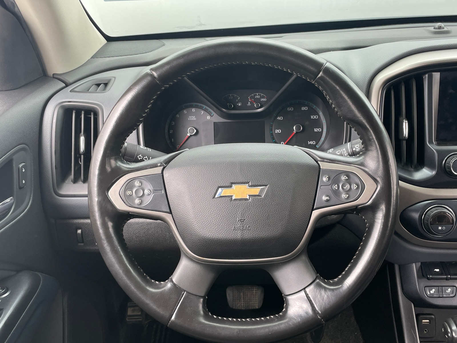 Thumbnail: 2018 Chevrolet Colorado - 4