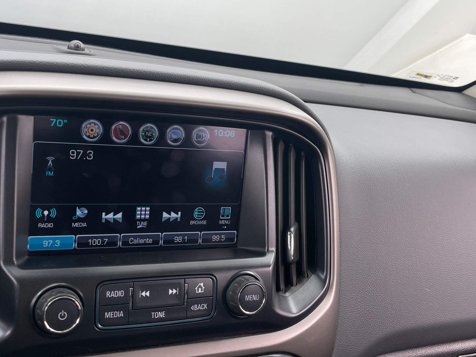 Thumbnail: 2018 Chevrolet Colorado - 3