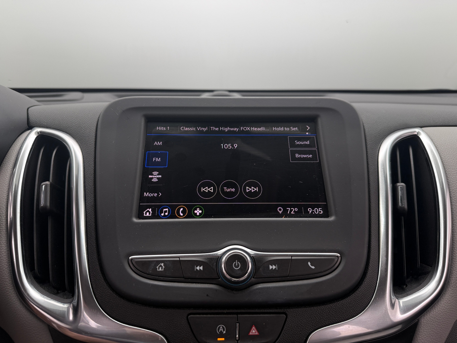 Thumbnail: 2024 Chevrolet Equinox - 4
