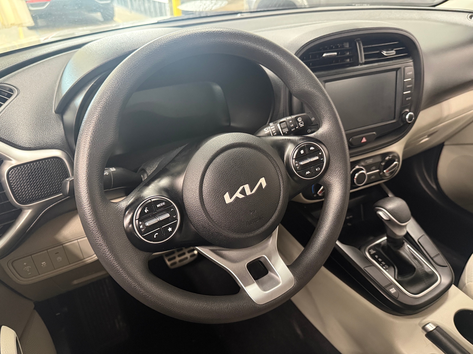 Thumbnail: 2023 Kia Soul - 5
