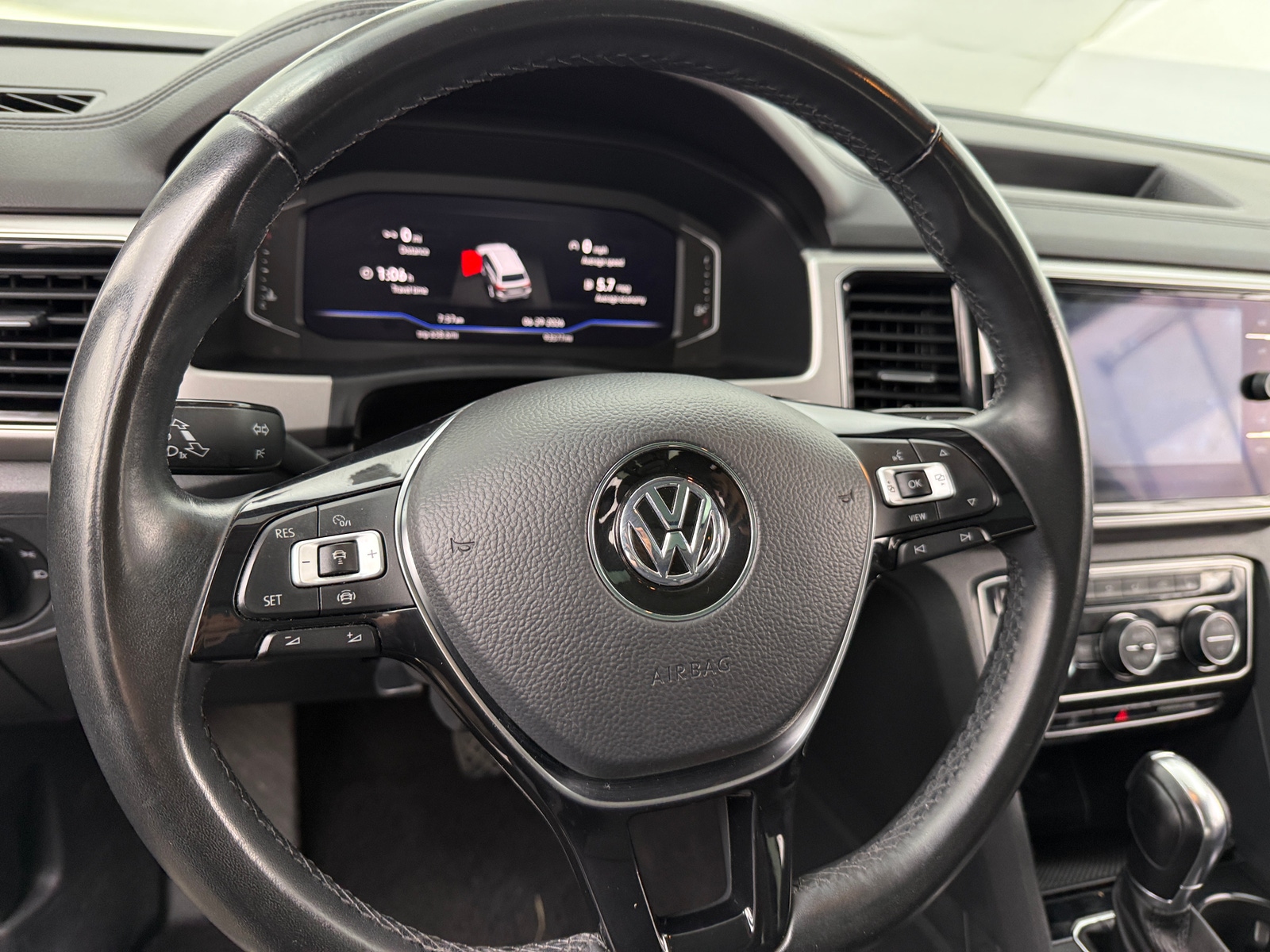 Thumbnail: 2019 Volkswagen Atlas - 4