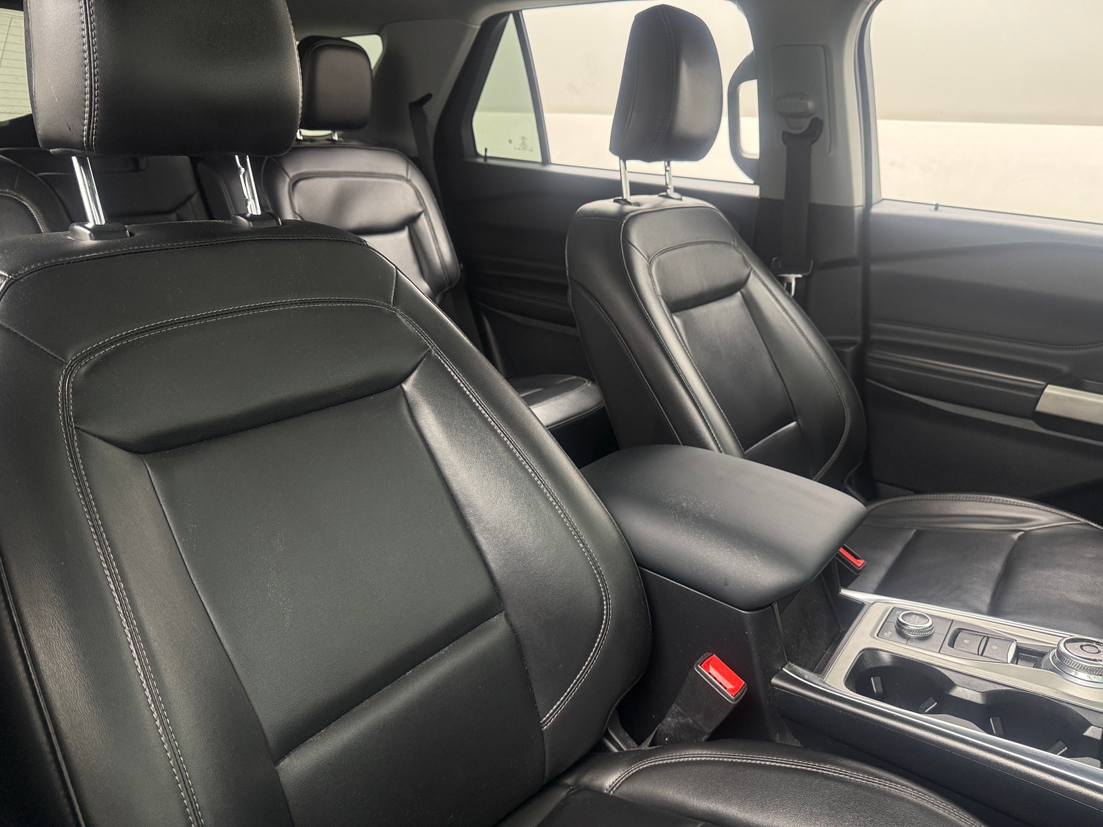 Thumbnail: 2022 Ford Explorer - 2