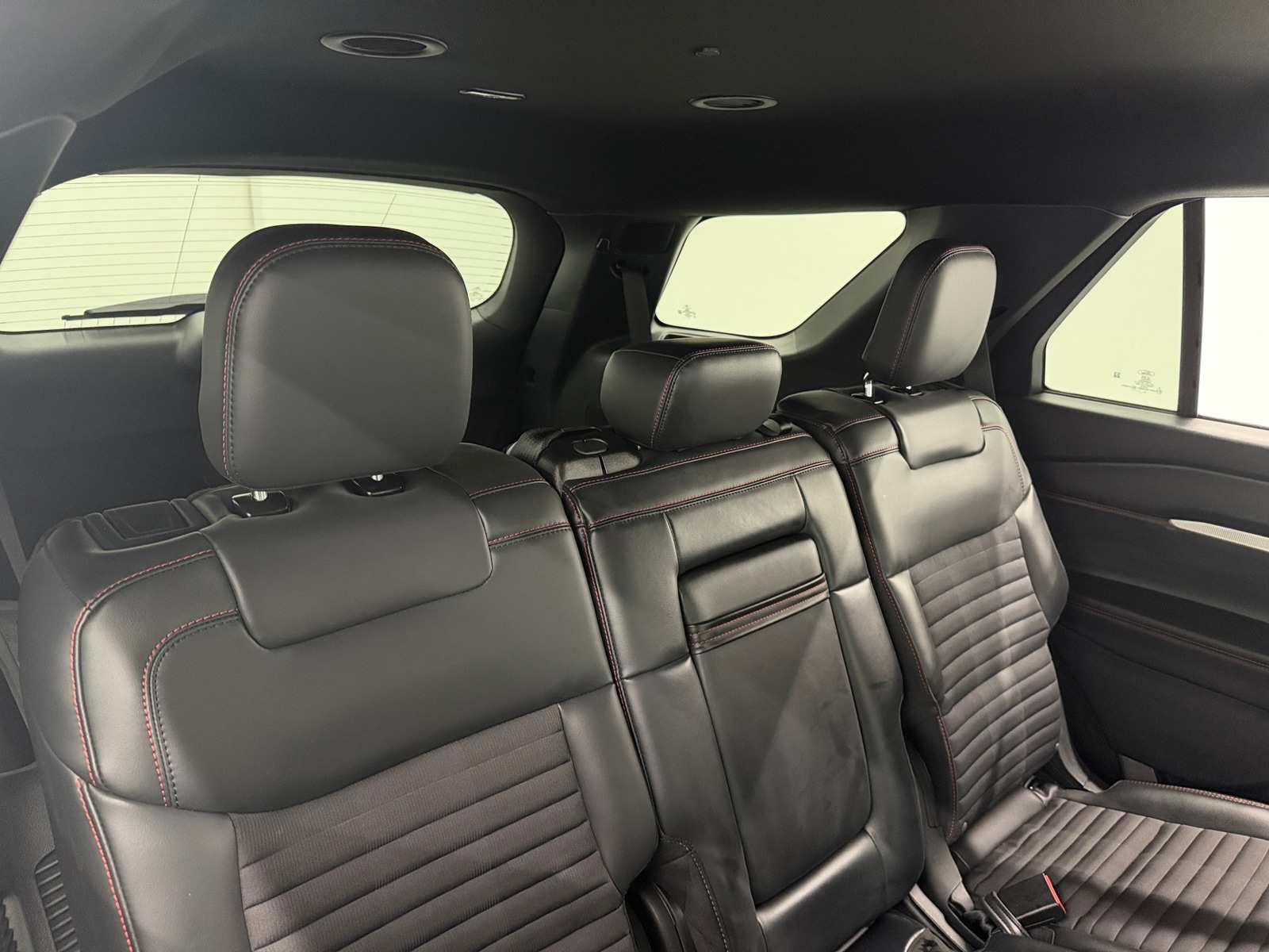 Thumbnail: 2025 Ford Explorer - 5