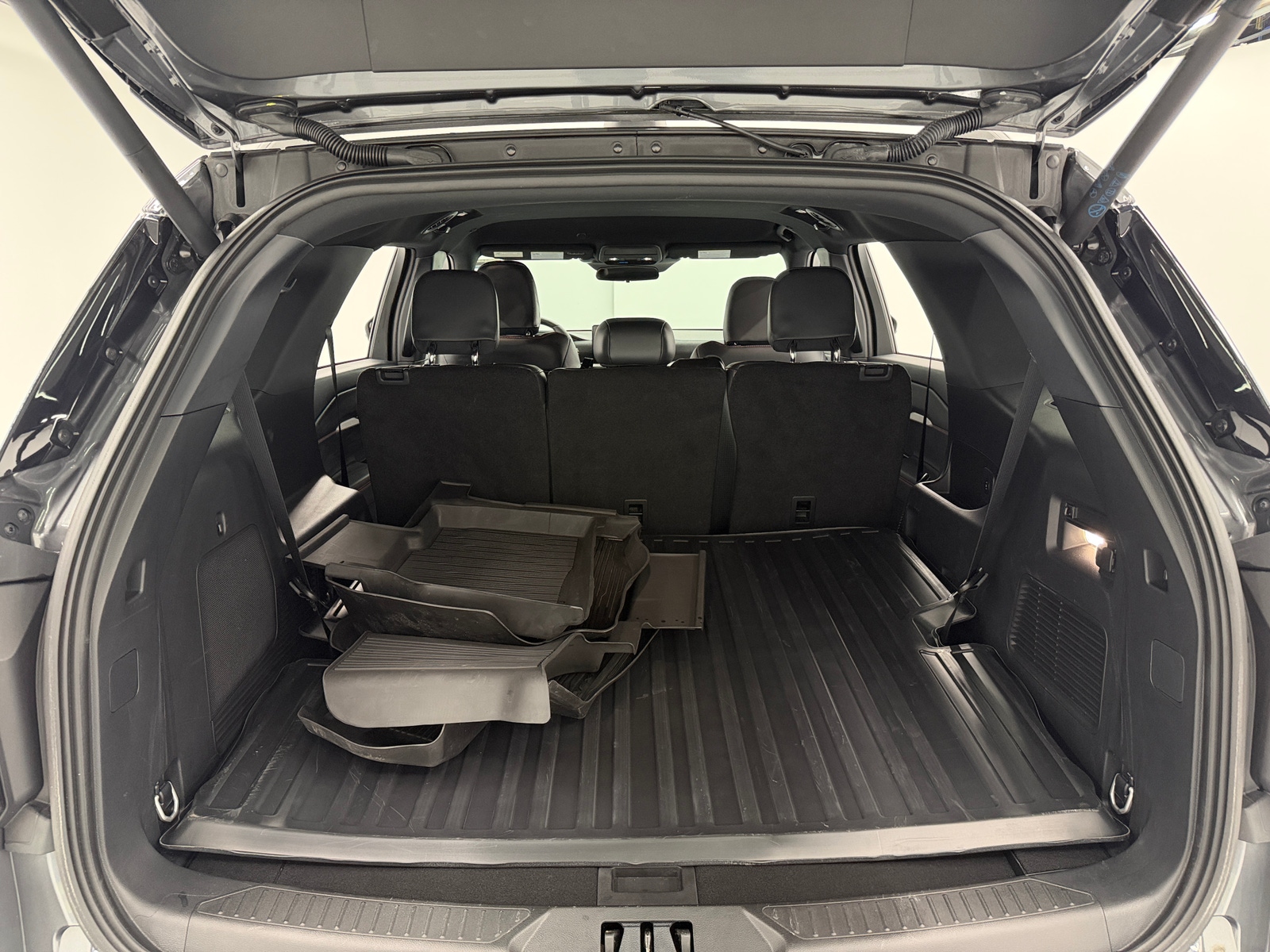 Thumbnail: 2025 Ford Explorer - 6