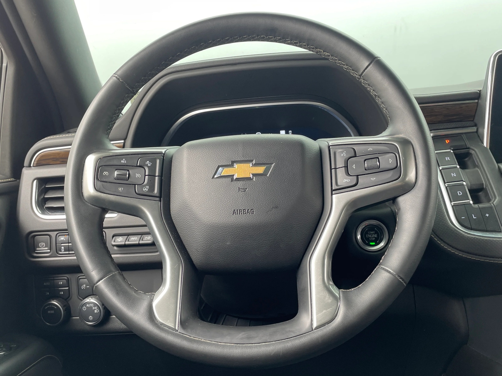 Thumbnail: 2023 Chevrolet Tahoe - 4