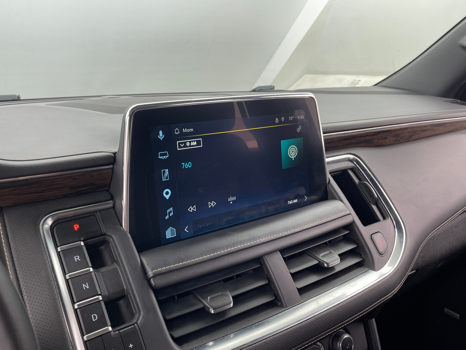 Thumbnail: 2023 Chevrolet Tahoe - 3