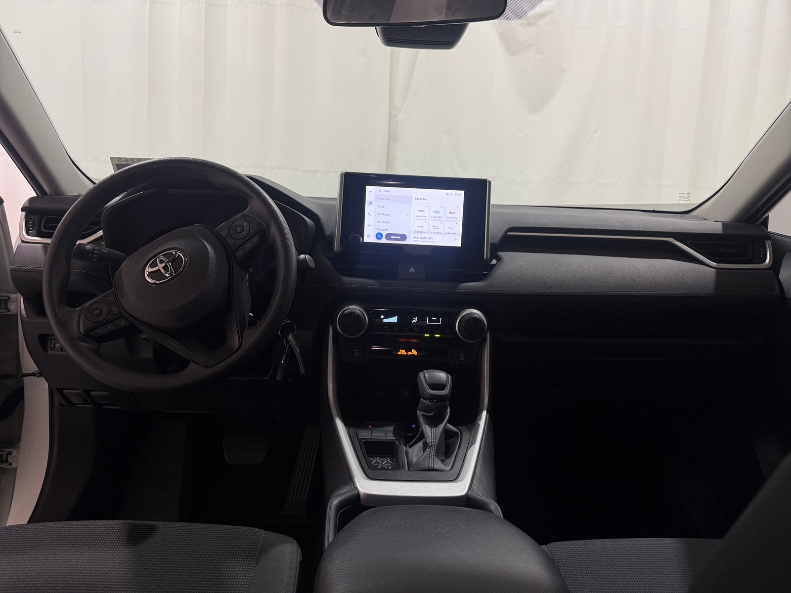 Thumbnail: 2024 Toyota RAV4 - 3