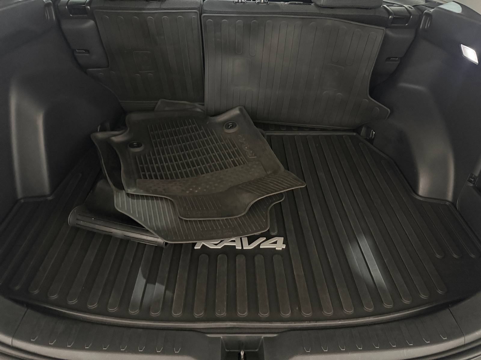 Thumbnail: 2024 Toyota RAV4 - 7