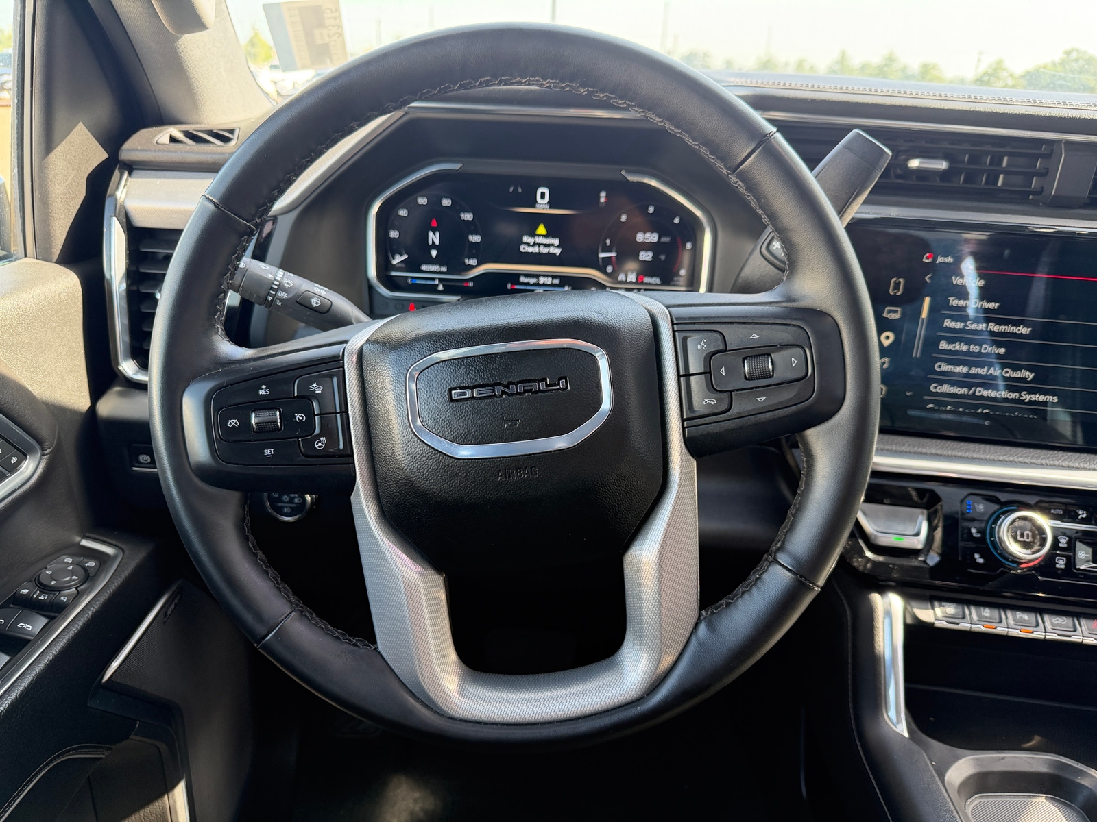 Thumbnail: 2024 GMC Sierra 2500 - 4