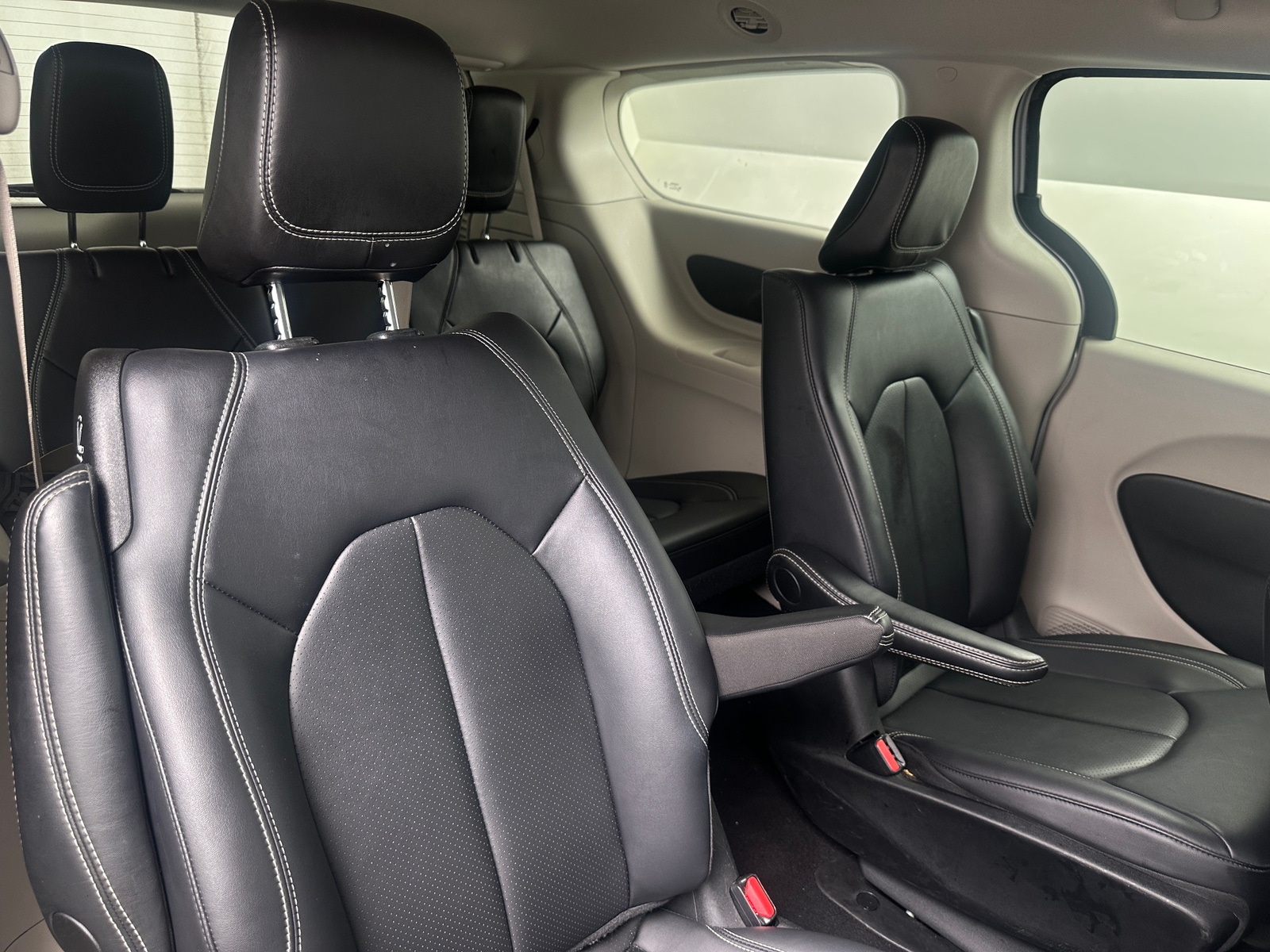 Thumbnail: 2024 Chrysler Pacifica - 5