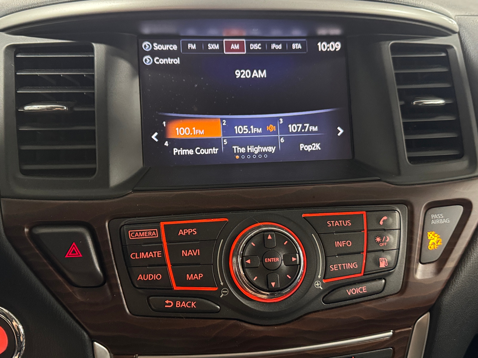 Thumbnail: 2018 Nissan Pathfinder - 3