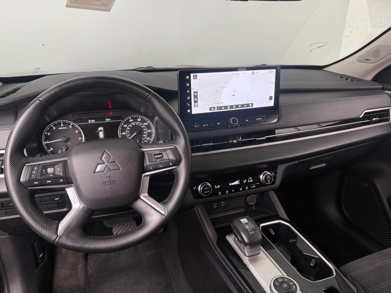 Thumbnail: 2025 Mitsubishi Outlander - 2