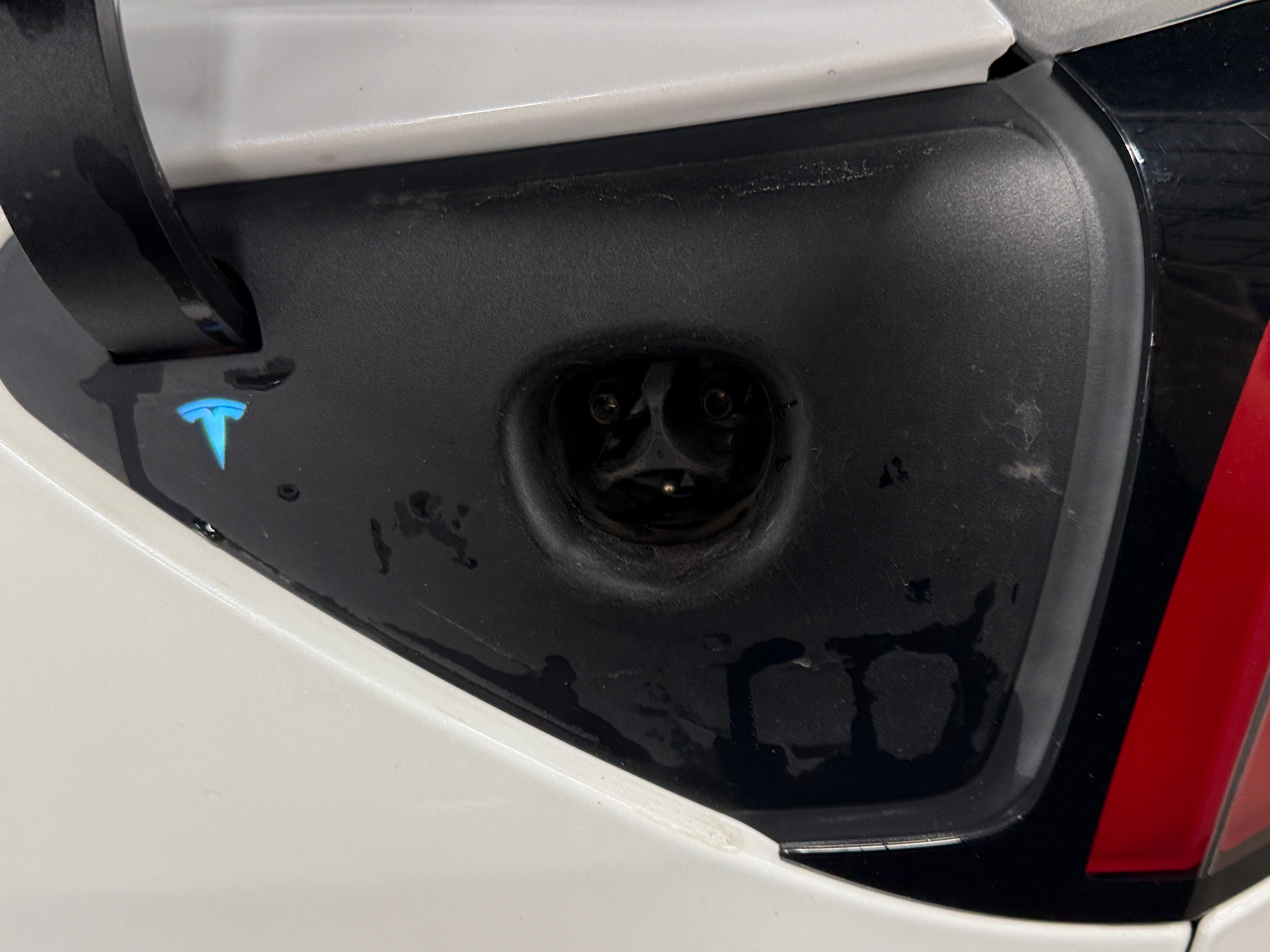Used 2025 Tesla Model Y Long Range with VIN 7SAYGDEE9SF239080 for sale in Auburn, WA