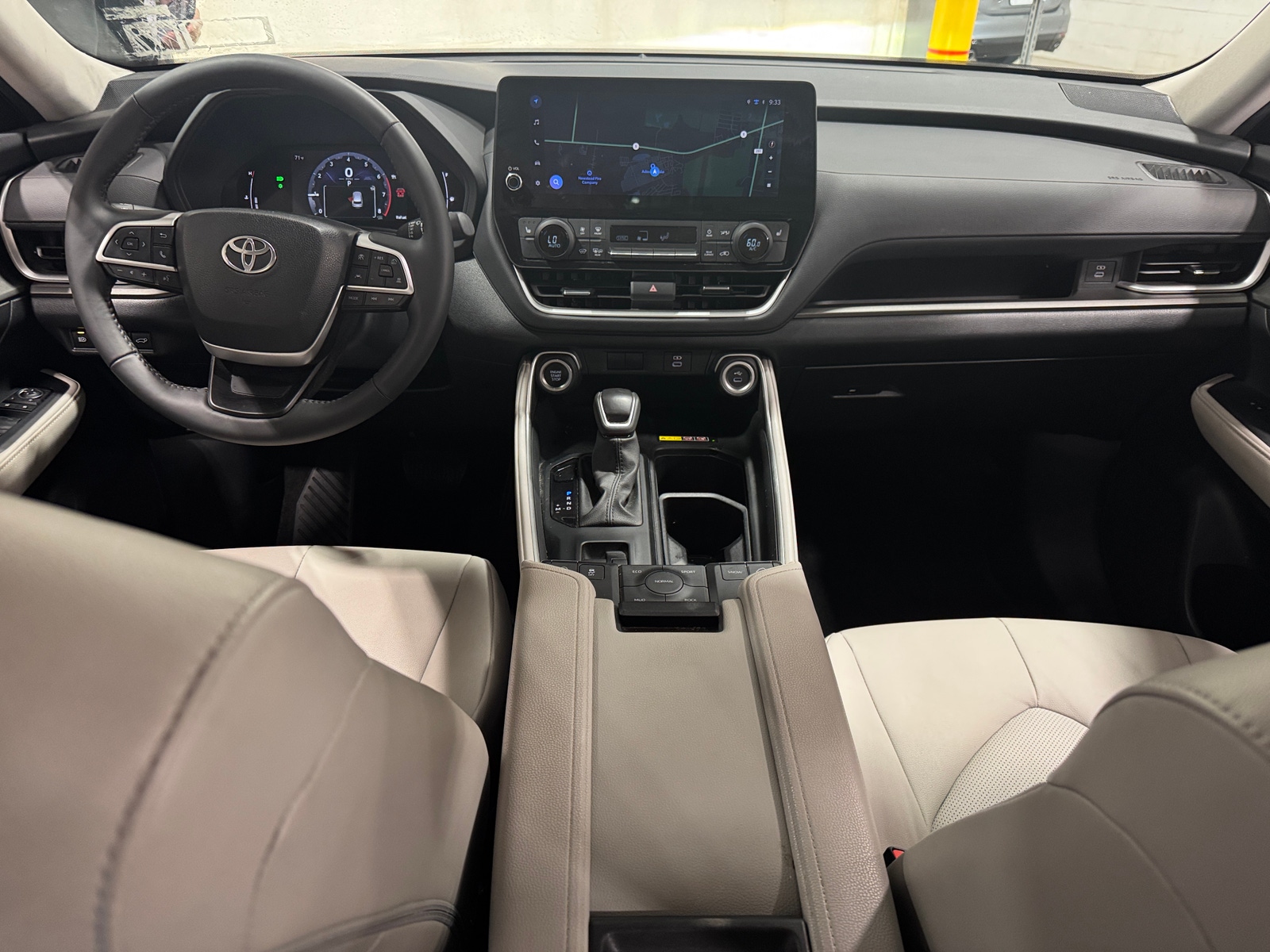 Thumbnail: 2024 Toyota Grand Highlander - 2