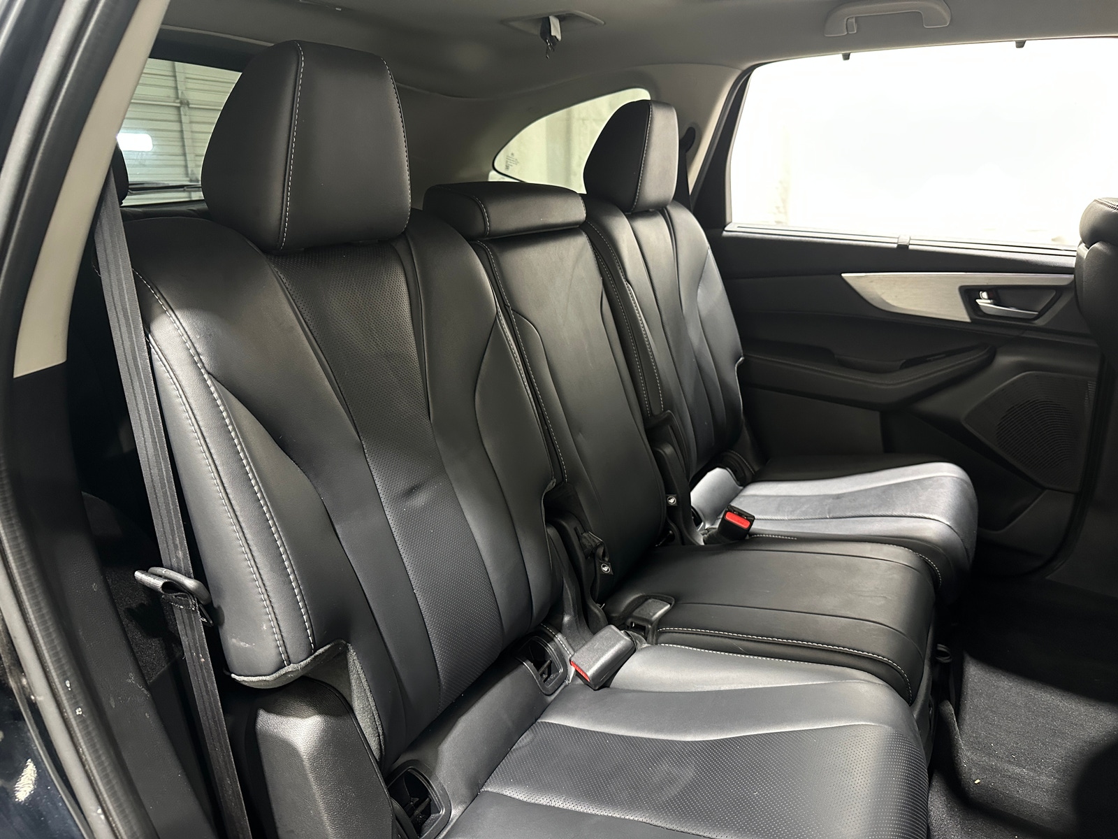 Thumbnail: 2023 Acura MDX - 5