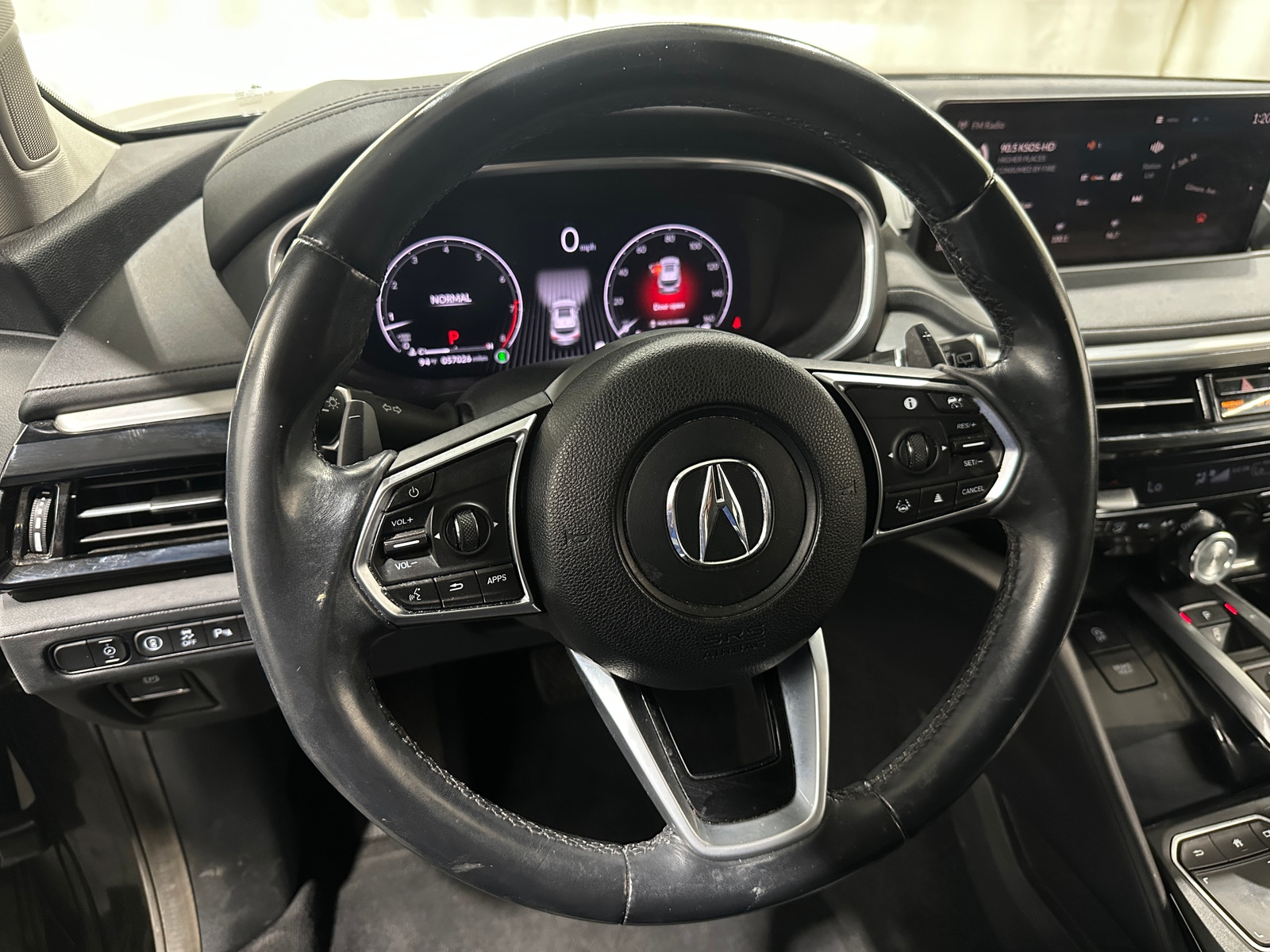 Thumbnail: 2023 Acura MDX - 4