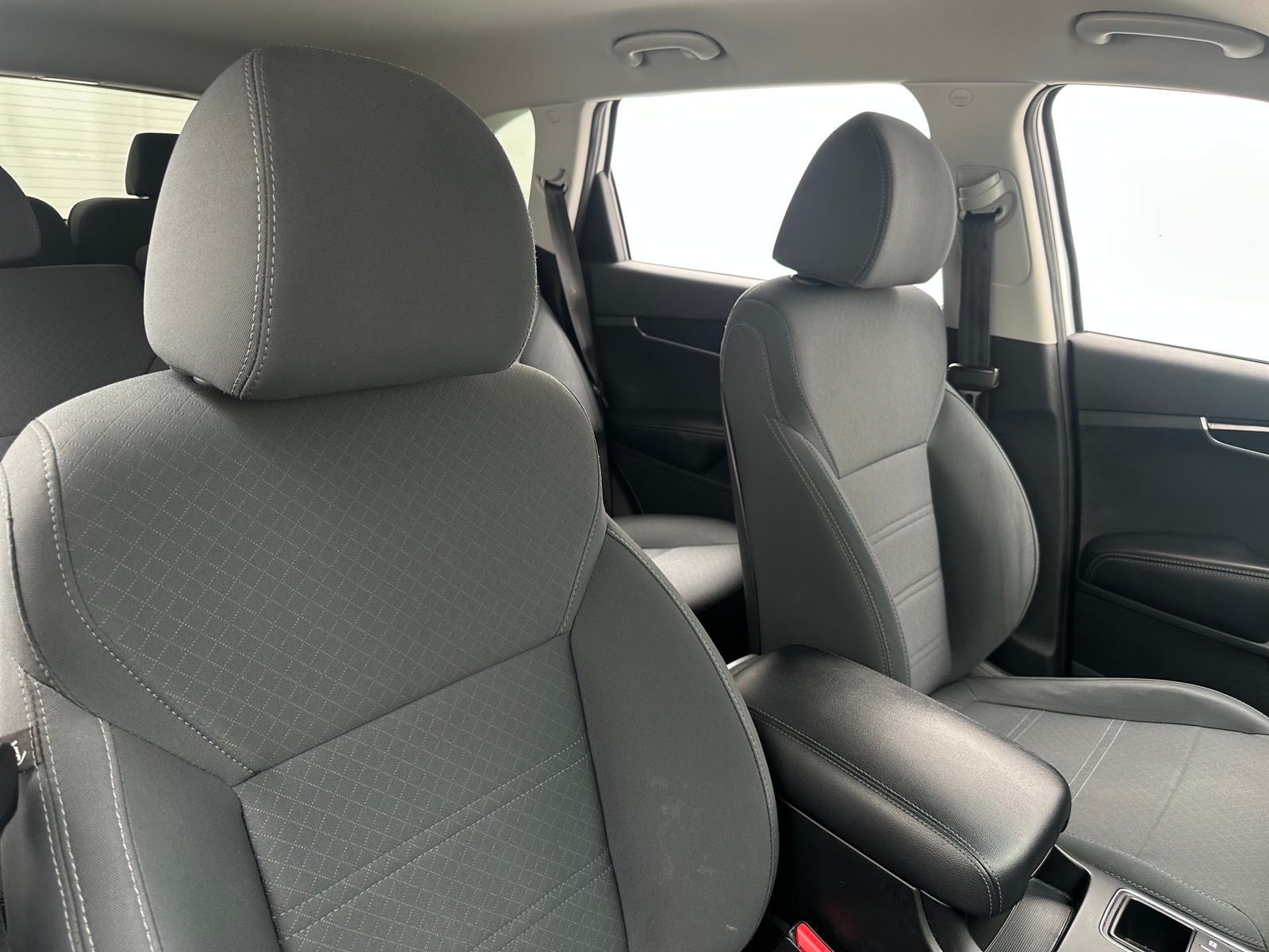 Thumbnail: 2019 Kia Sorento - 2