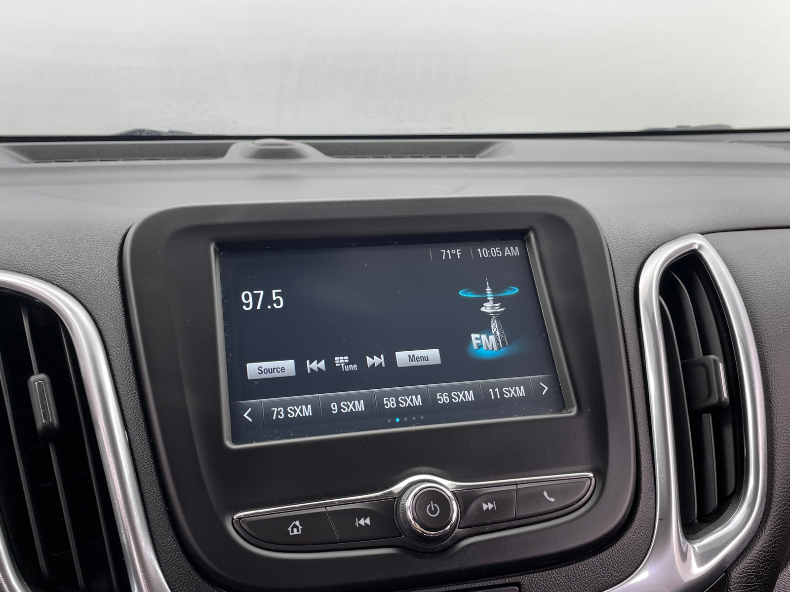 Thumbnail: 2018 Chevrolet Equinox - 4