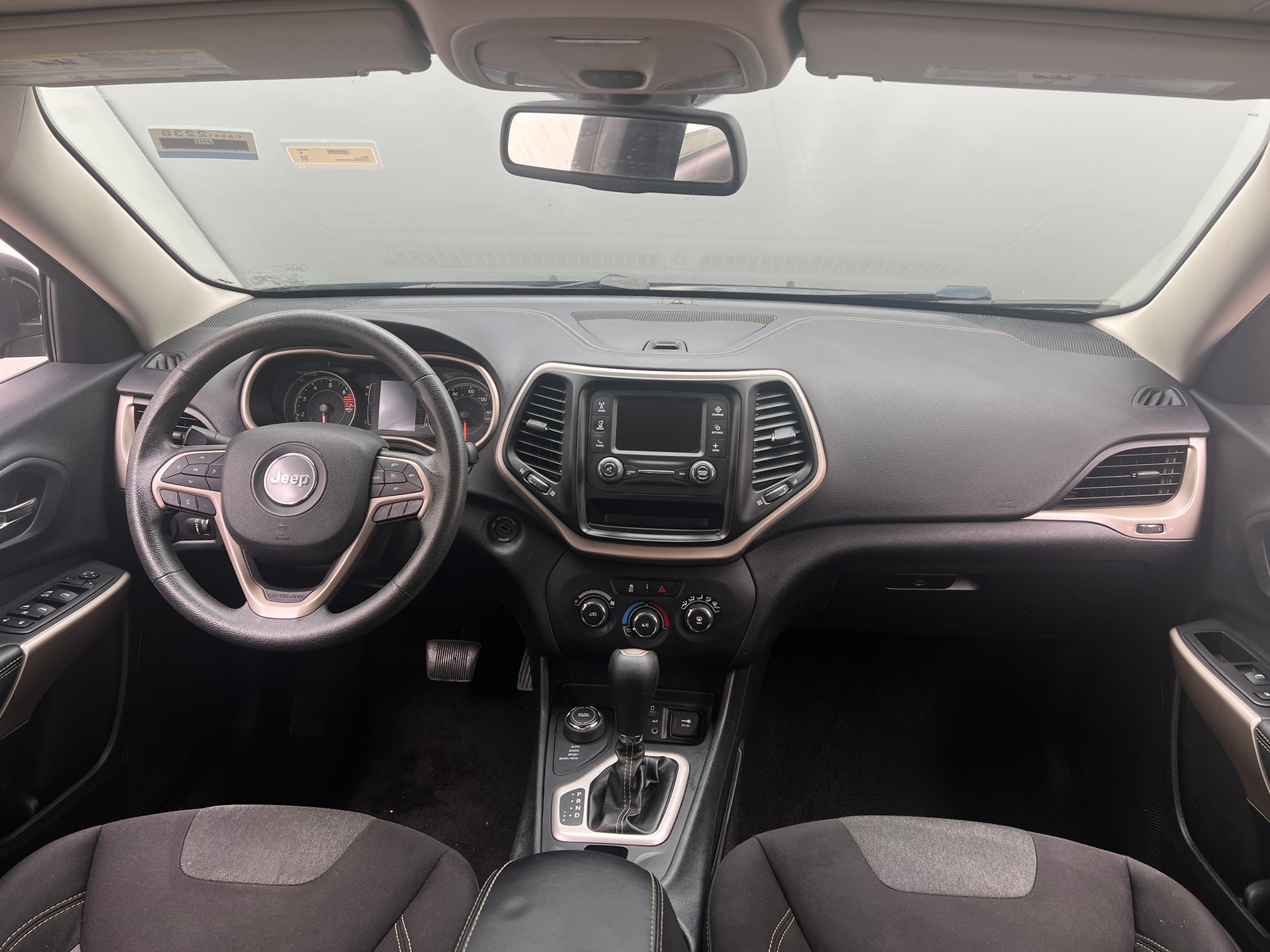 Thumbnail: 2018 Jeep Cherokee - 3