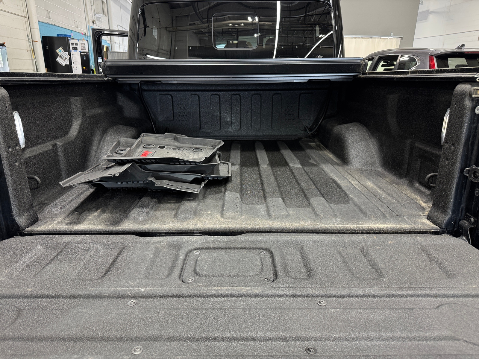 Thumbnail: 2021 Jeep Gladiator - 6