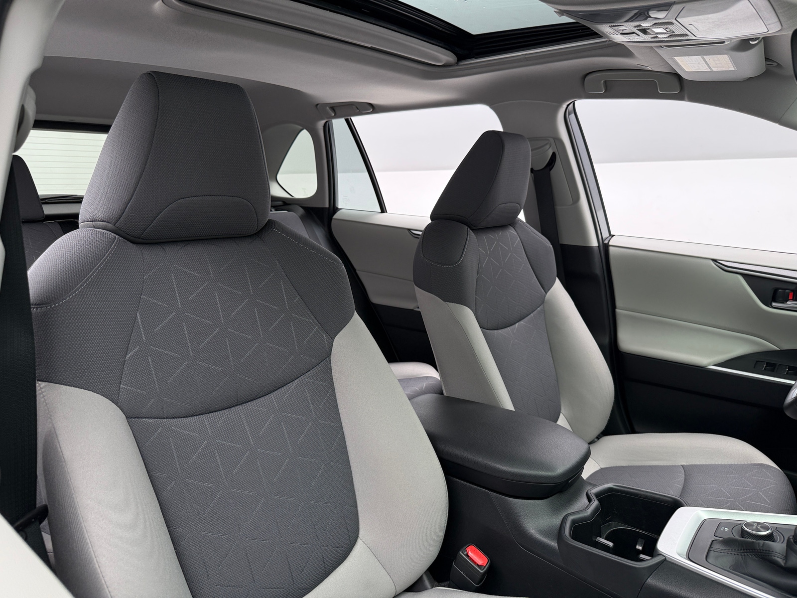 Thumbnail: 2025 Toyota RAV4 - 2