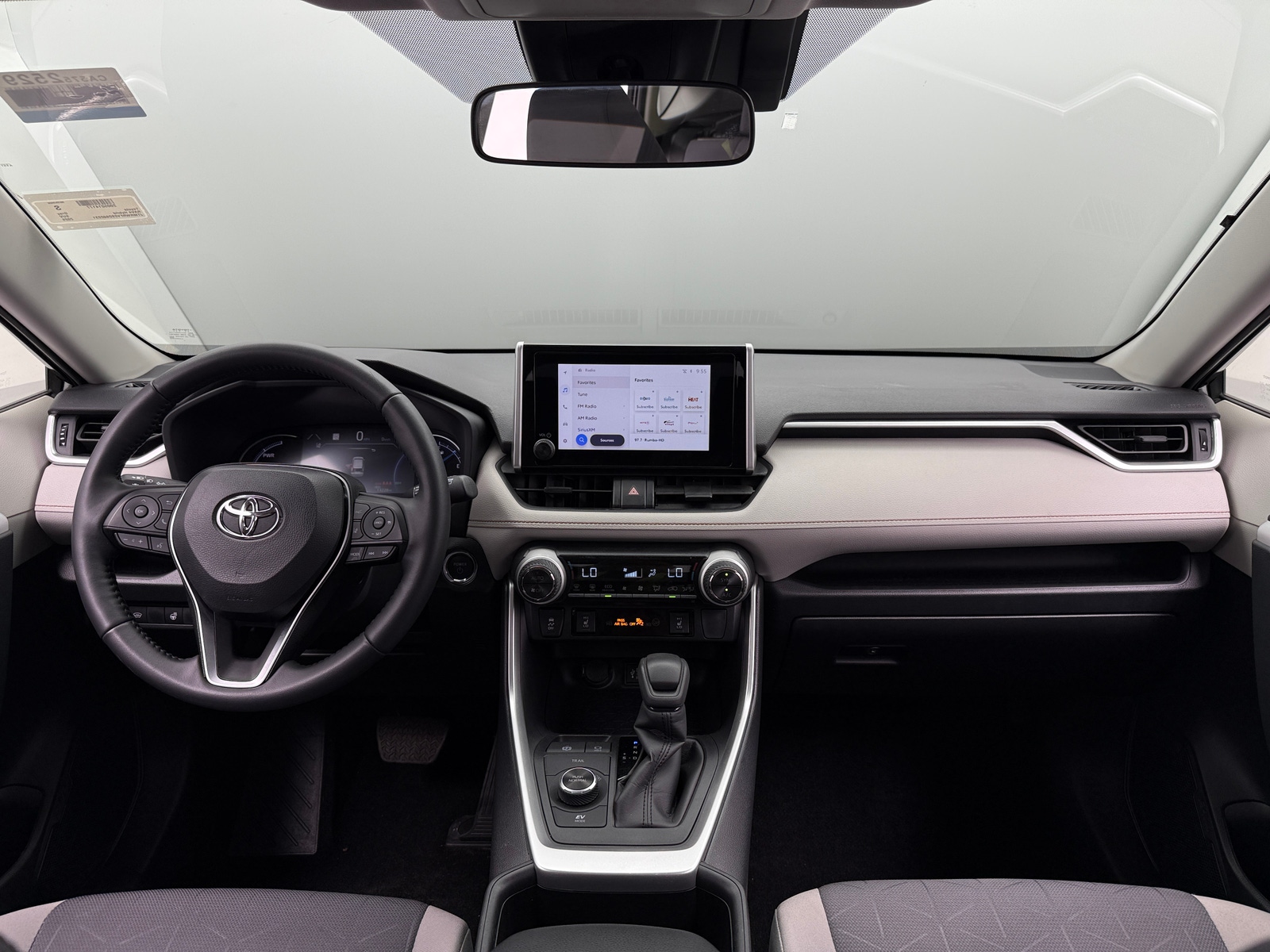 Thumbnail: 2025 Toyota RAV4 - 3