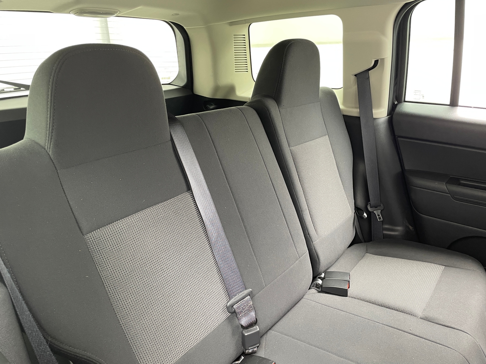 Thumbnail: 2014 Jeep Patriot - 6