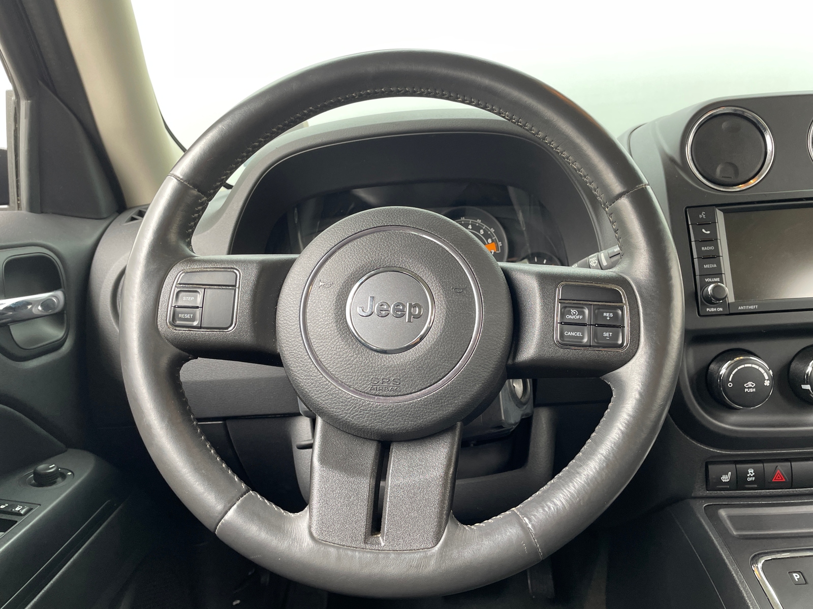 Thumbnail: 2014 Jeep Patriot - 5