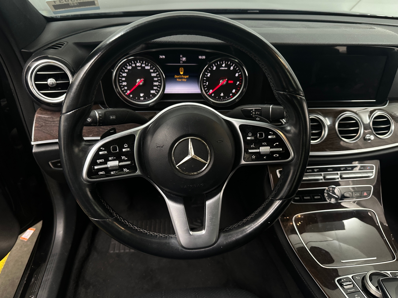 Thumbnail: 2019 Mercedes-Benz E-Class - 4