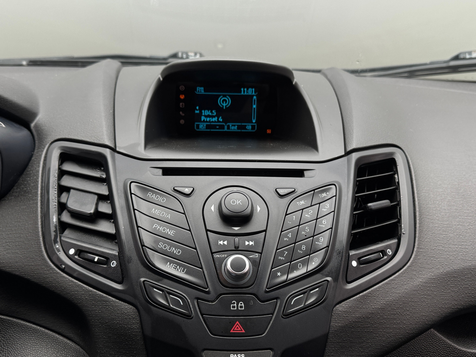 Thumbnail: 2014 Ford Fiesta - 4