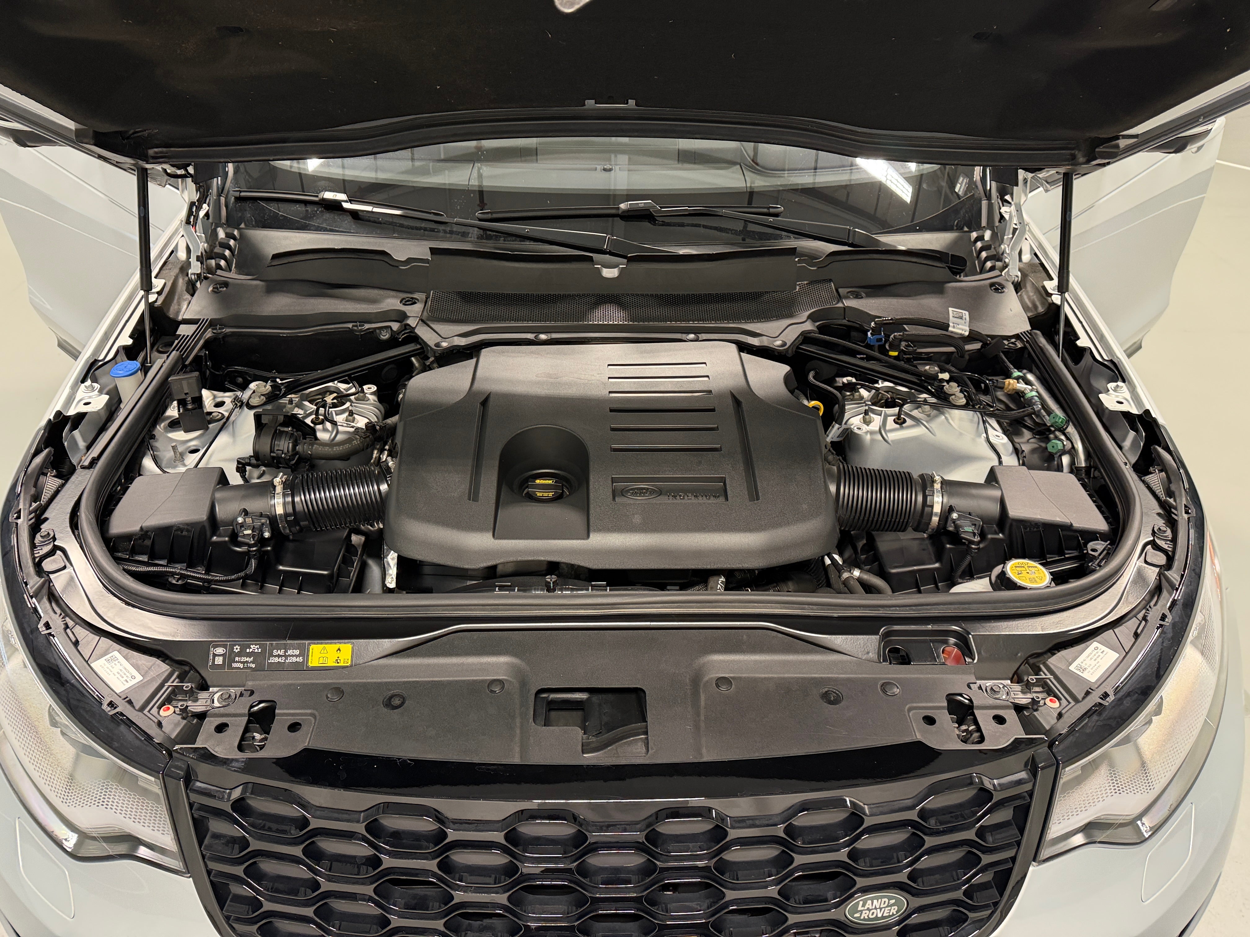 2023 Land Rover Discovery